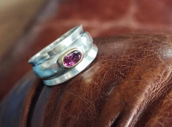 Unikat Ring schlicht matt Silber 925 Gold 750 Rubin 53