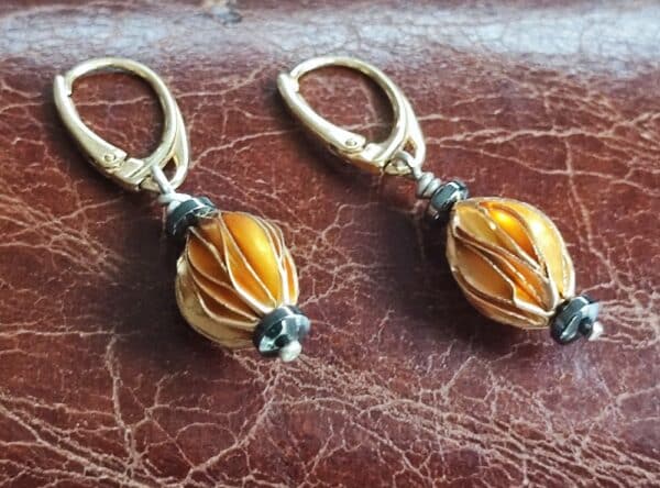 Unikat Ohrschmuck Ohrring Silber 925 teils vergoldet Lamellen Hämatit Handarbeit